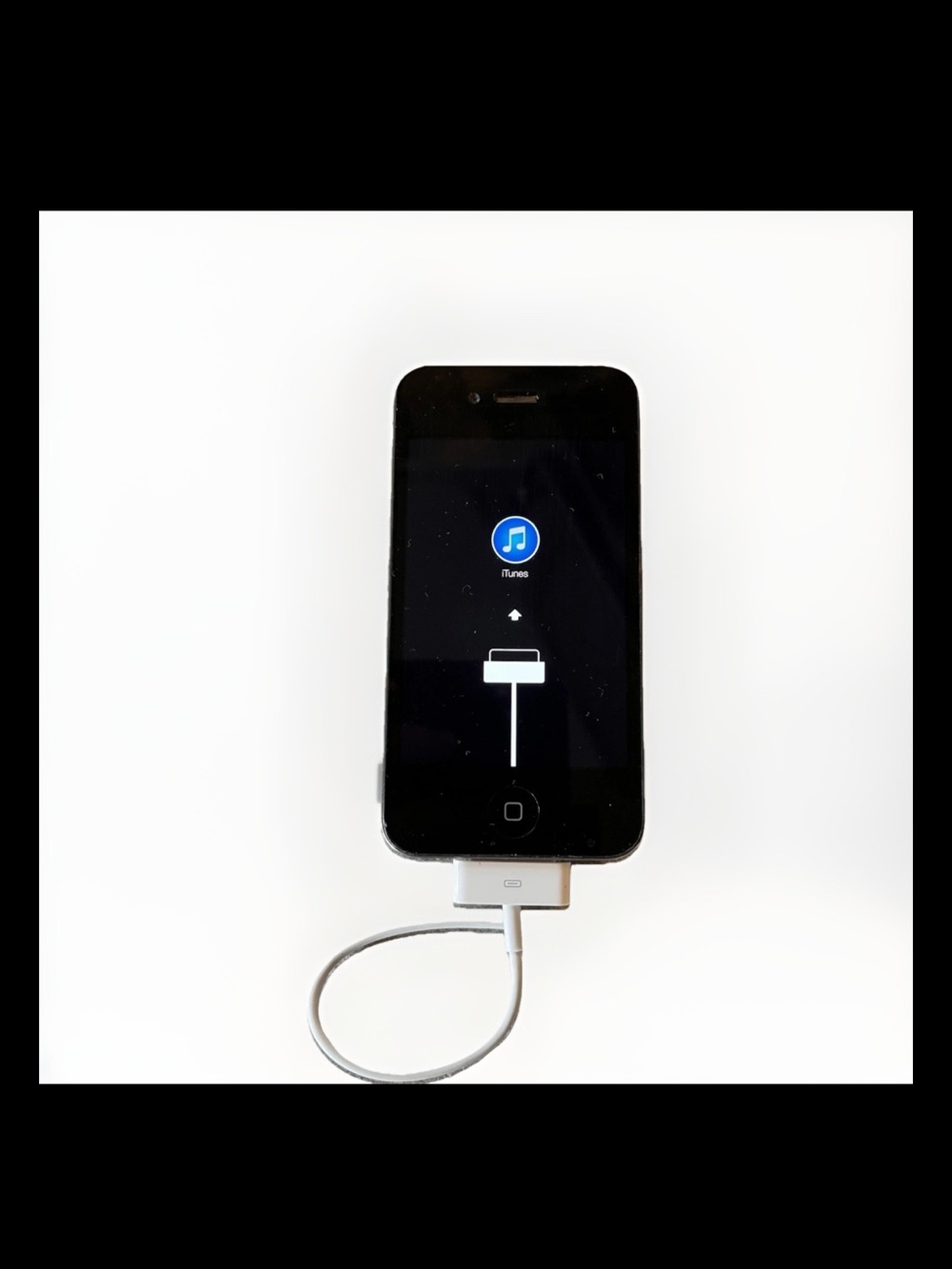 Black iPhone 4 Model A1349 Turns On READ ENTIRE DESCRIPTION Prior To Purchase!